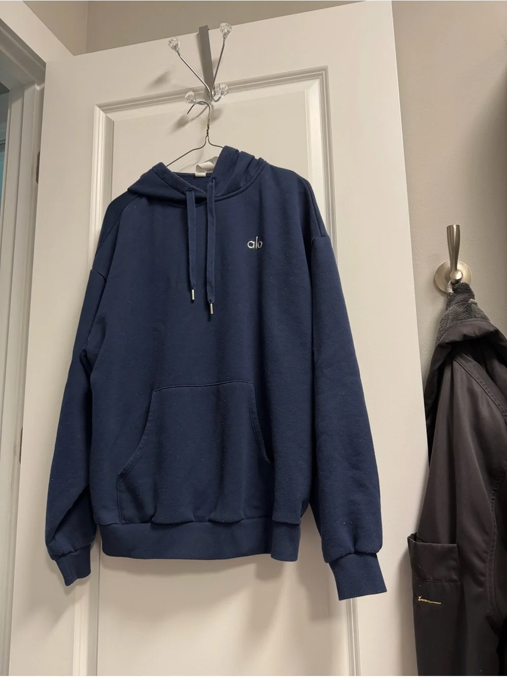 ALO Yoga ladies Navy Hoodie with Subtle Logo